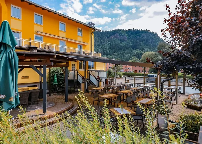 Freiensteinerhof Värdshus Sankt Peter-Freienstein