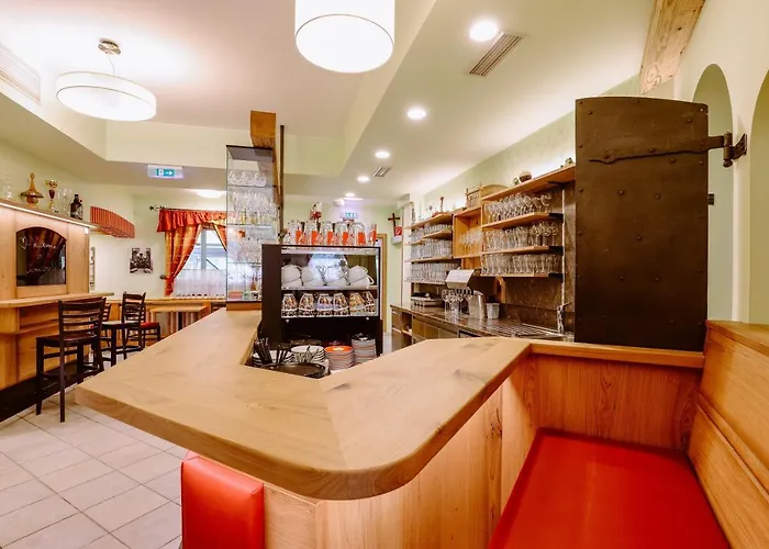 Värdshus Freiensteinerhof Sankt Peter-Freienstein